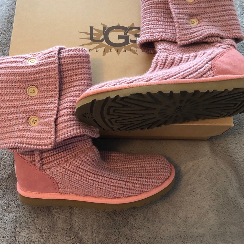 Ugg Boots Classic Knit Cardy Pink Size 6 w/ box